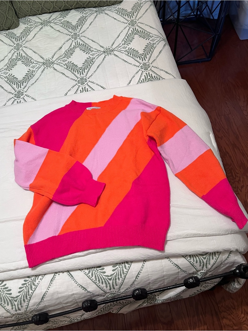 Colorblock Crewneck Sweater in Pink, Orange & Light Pink